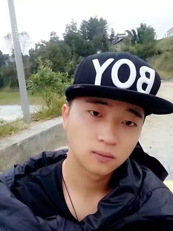 南来北往的第一张照片--腾冲父母相亲团